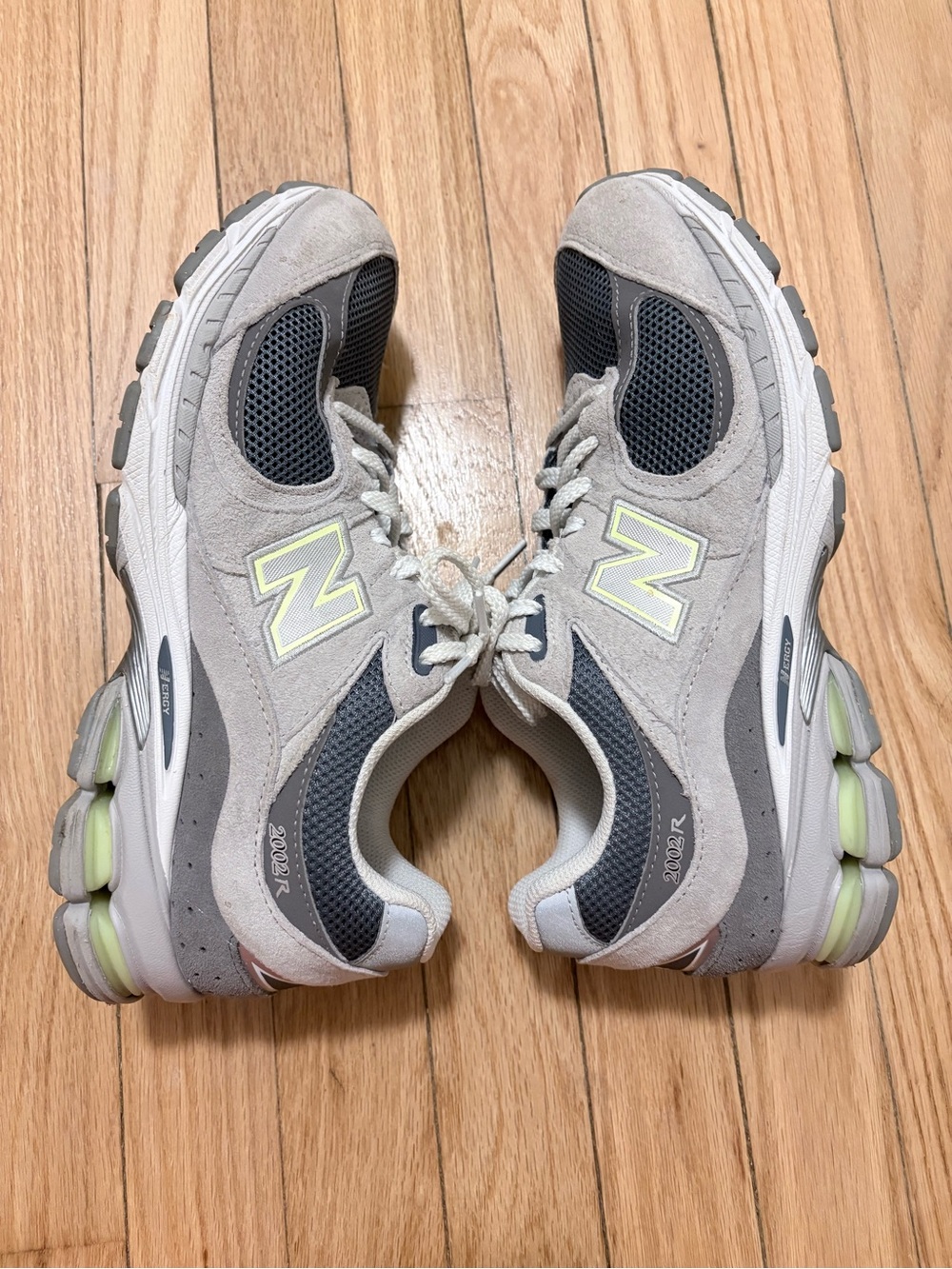 EUC new balance men’s sneakers